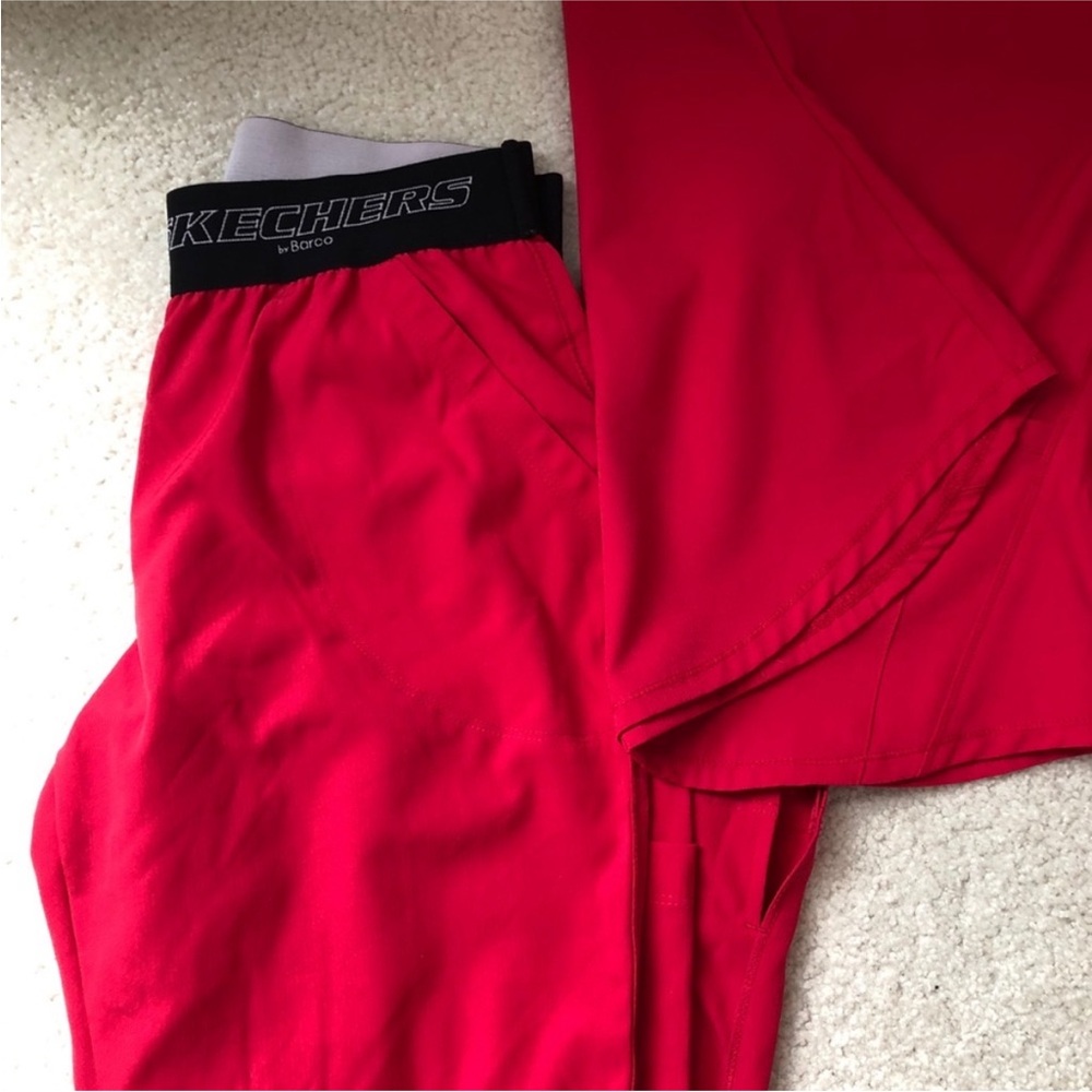 Pinkish Red Skechers vitality scrub set, top XS, pants S - Picture 5 of 9